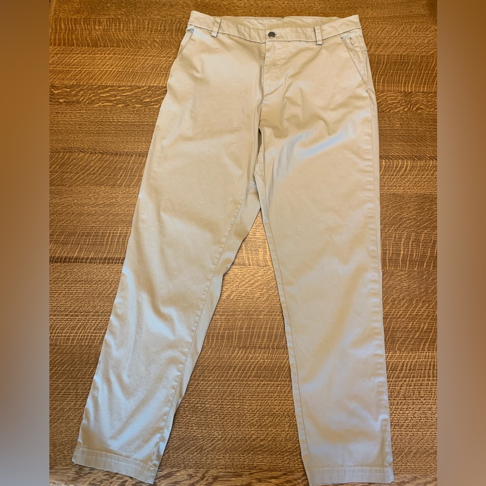 36 x 32 Lululemon khaki pants